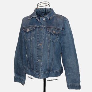 Gap Women’s Classic Denim Trucker Jacket - Medium Wash - Size M